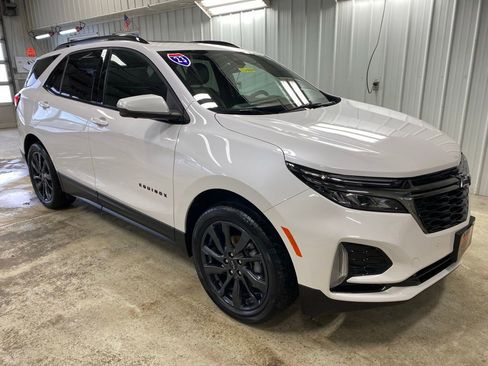 Used 2023 Chevrolet Equinox RS image 12