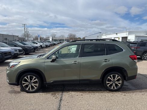 Used 2019 Subaru Forester Limited image 12