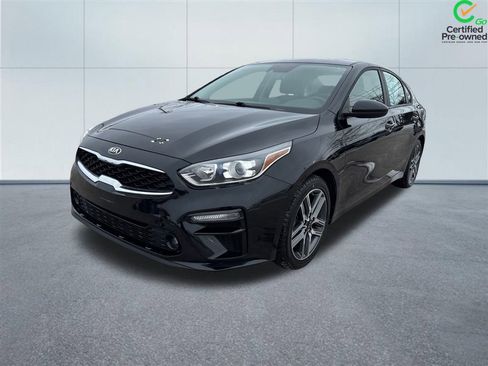 Used 2019 Kia Forte S image 2