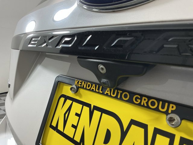 Used 2016 Ford Explorer Sport AWD/4WD image 9