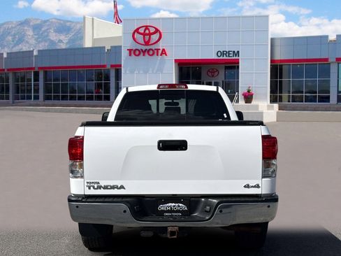 Used 2012 Toyota Tundra 4x4 Double Cab w/ TRD Off-Road Pkg image 4