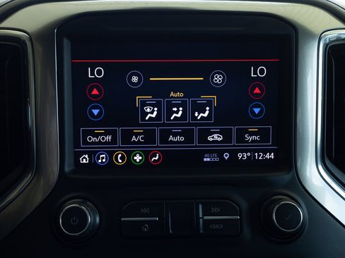 Used 2019 Chevrolet Silverado 1500 LTZ w/ LTZ Plus Package AWD/4WD image 21
