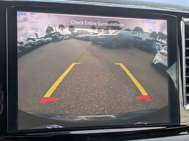 Used 2025 Chrysler Pacifica Limited FWD image 23