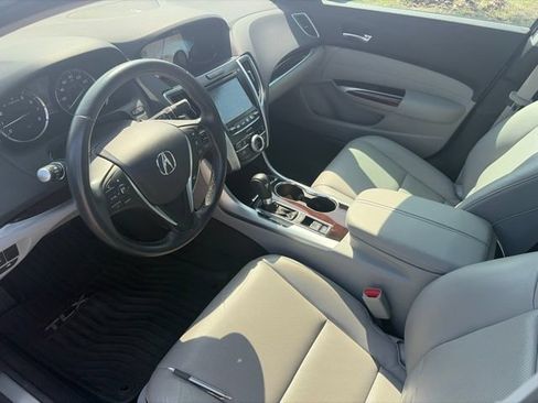 Used 2016 Acura TLX w/ Technology Package FWD image 10