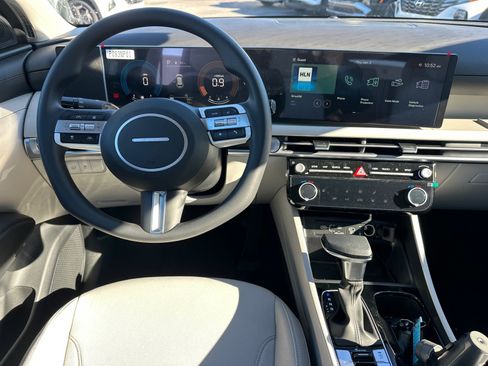 New 2025 Hyundai Tucson SEL image 17