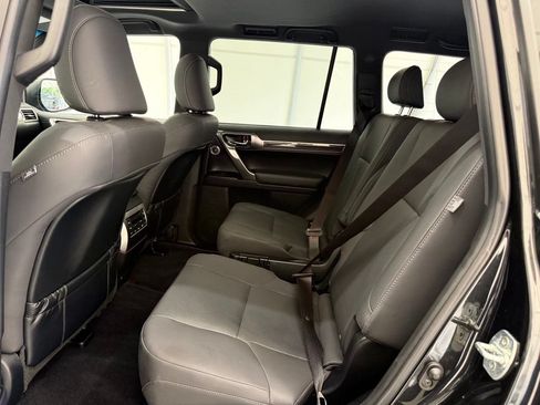Used 2023 Lexus GX 460 Premium AWD/4WD image 22