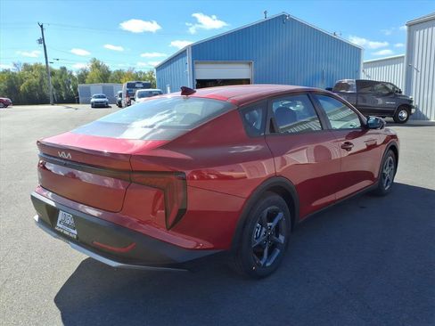 Used 2025 Kia K4 LXS image 6