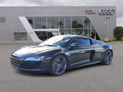 Used 2010 Audi R8 V10 image 1