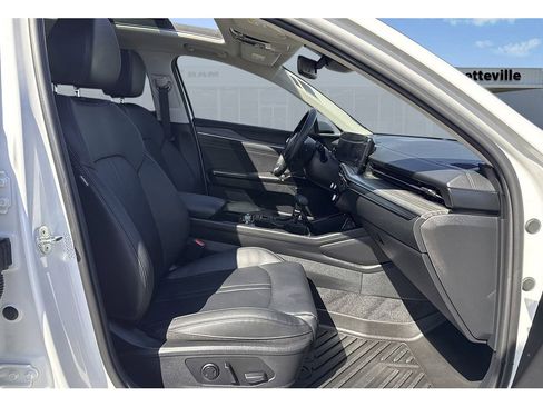 Used 2025 Kia K5 EX FWD image 28