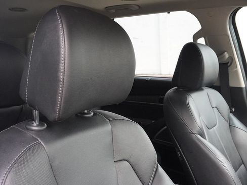 Used 2025 Kia Telluride EX FWD image 36