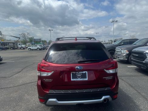 Used 2021 Subaru Forester Touring w/ Popular Package #2 AWD/4WD image 9