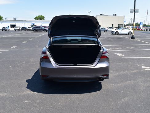 Used 2024 Toyota Camry LE AWD/4WD image 9