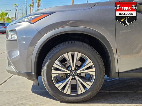 Used 2022 Nissan Rogue SV AWD/4WD image 12