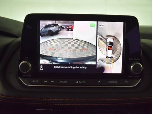 Certified 2025 Nissan Rogue SV AWD/4WD image 24