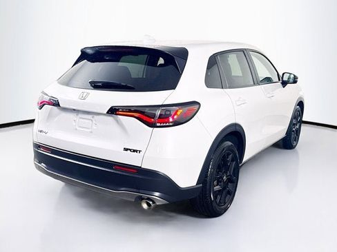 Used 2025 Honda HR-V Sport image 5