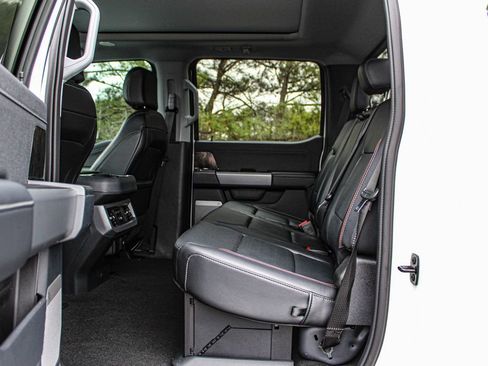 Used 2024 Ford F350 Lariat w/ Lariat Ultimate Package image 14