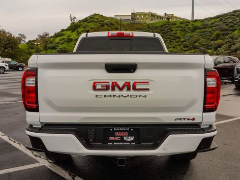 New 2026 GMC Canyon AT4 AWD/4WD image 7
