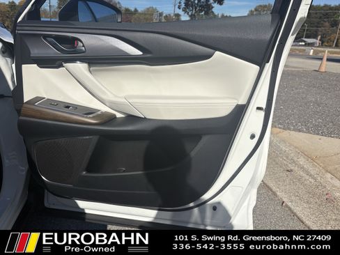 Used 2021 MAZDA CX-9 Signature image 16