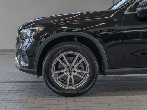 Used 2023 Mercedes-Benz GLC 300 image 4