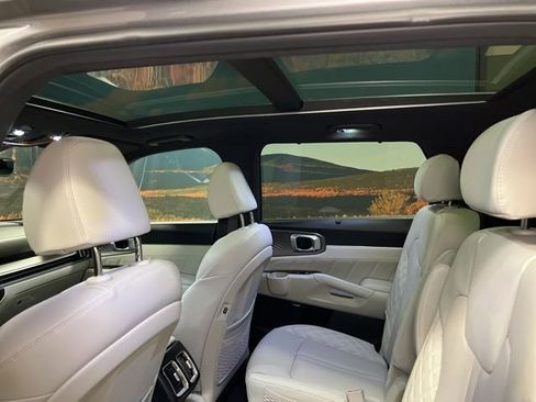 Used 2025 Kia Sorento SX Prestige image 51