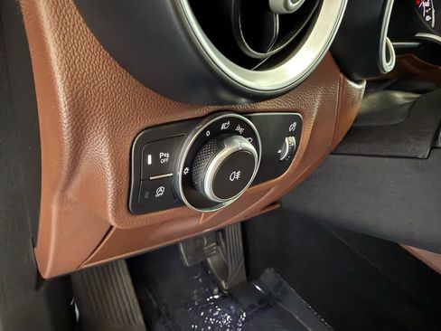 Used 2018 Alfa Romeo Stelvio Ti image 26