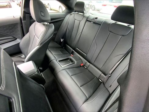 Used 2025 BMW 230i Coupe RWD image 18