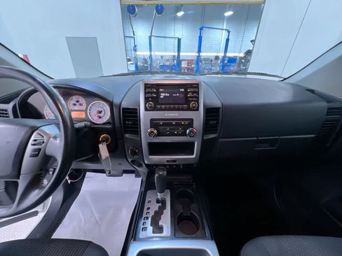 Used 2014 Nissan Titan PRO-4X AWD/4WD image 23