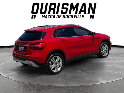 Used 2020 Mercedes-Benz GLA 250 4MATIC w/ Premium Package image 6