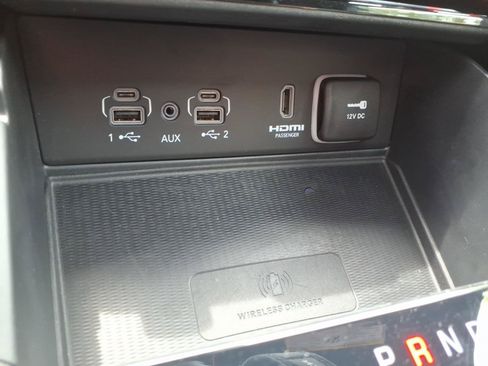 Used 2025 Jeep Grand Cherokee Summit AWD/4WD image 32