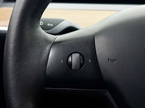 Used 2022 Tesla Model 3 RWD image 36