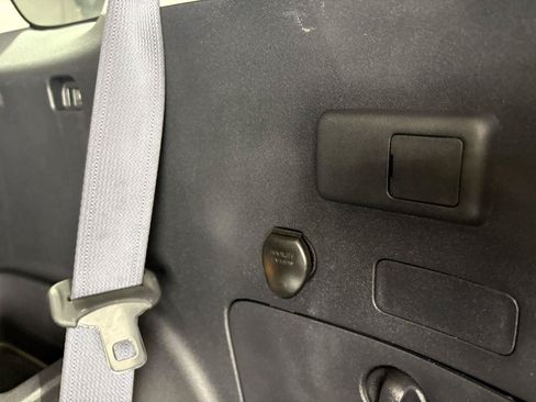 Used 2010 Mitsubishi Outlander XLS AWD/4WD image 29
