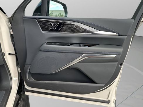 New 2026 Cadillac Escalade IQ Sport 1 w/ LPO, ONYX Package AWD/4WD image 15