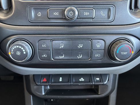 Used 2021 Chevrolet Colorado W/T w/ Custom Special Edition image 21