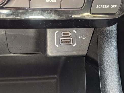 Certified 2024 Jeep Compass Limited AWD/4WD image 23