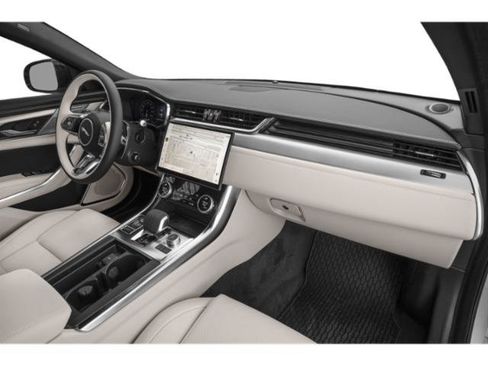 Used 2024 Jaguar XF R-Dynamic SE AWD/4WD image 15