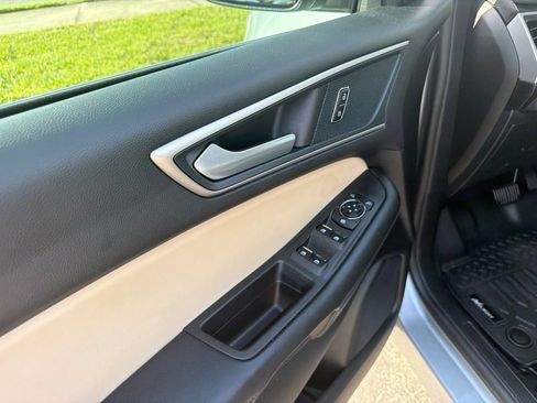 Used 2024 Ford Edge SEL AWD/4WD image 8