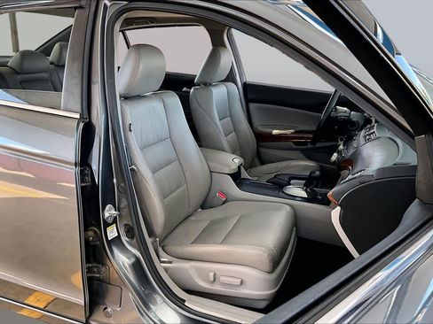 Used 2011 Honda Accord EX-L image 8