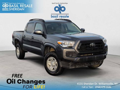 Used 2023 Toyota Tacoma SR image 1