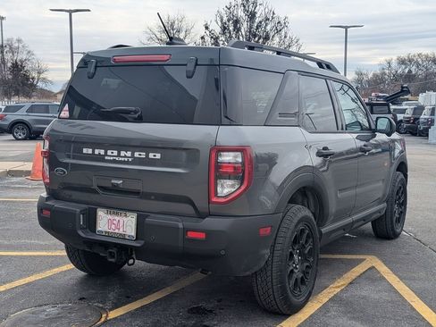 Used 2025 Ford Bronco Sport Badlands image 3