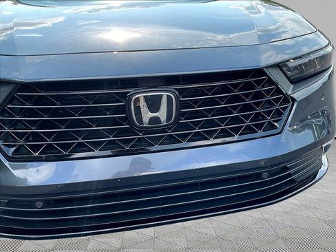Used 2023 Honda Accord Touring image 33