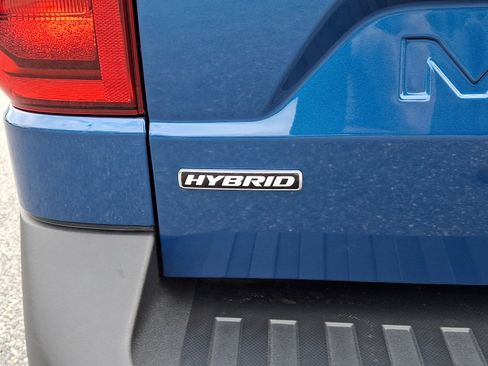 Certified 2024 Ford Maverick Lariat w/ Black Appearance Package image 30