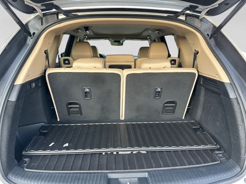Used 2024 Acura MDX SH-AWD w/ Technology Package image 19