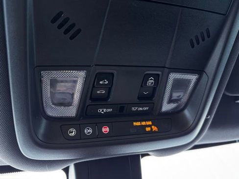 Used 2024 Chevrolet Equinox RS w/ RS Leather Package image 20