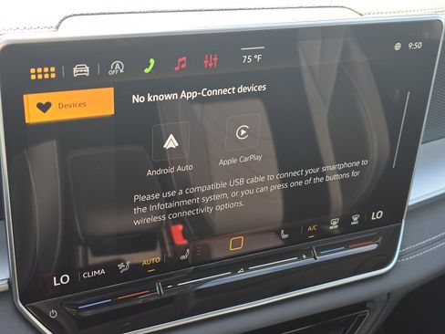 New 2026 Volkswagen Tiguan SE image 10