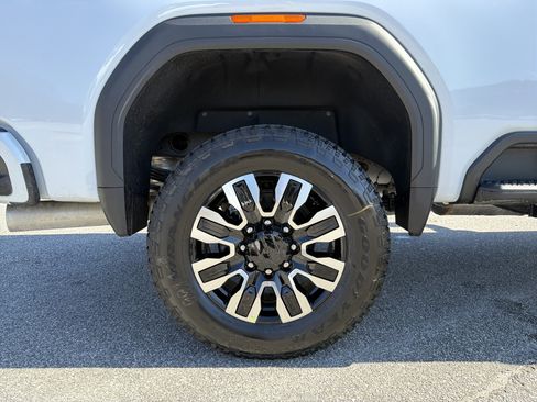 New 2026 GMC Sierra 2500 Denali Ultimate image 22