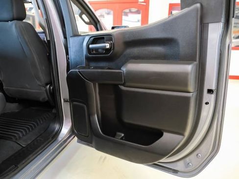 Used 2021 Chevrolet Silverado 1500 Custom Trail Boss w/ LPO, Dark Essentials Package image 43