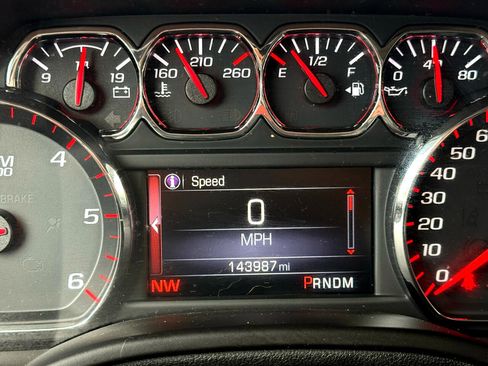 Used 2016 GMC Yukon SLT image 16