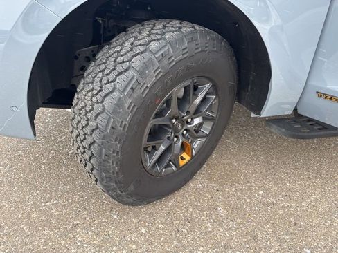 Used 2025 Ford Expedition Tremor image 25