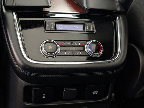 Used 2021 Lincoln Navigator Reserve image 30