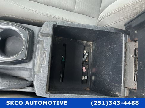 Used 2018 Toyota Tacoma SR RWD image 25